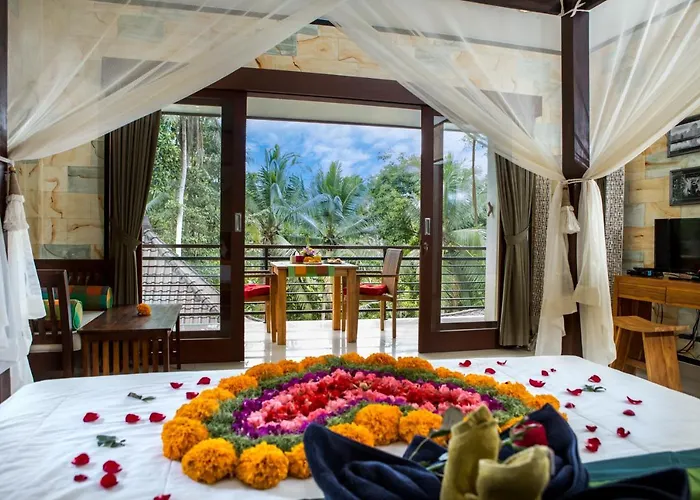 Ayu Duwur Beji Ubud